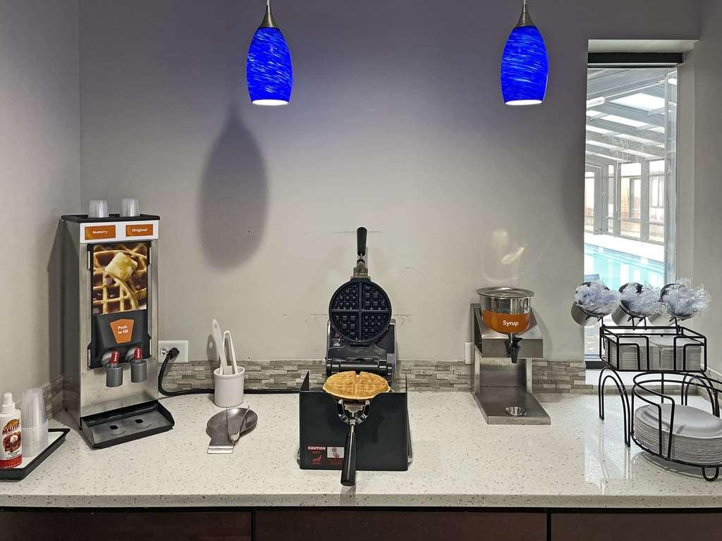 Comfort Inn & Suites Mundelein-Vernon Hills Restaurant foto