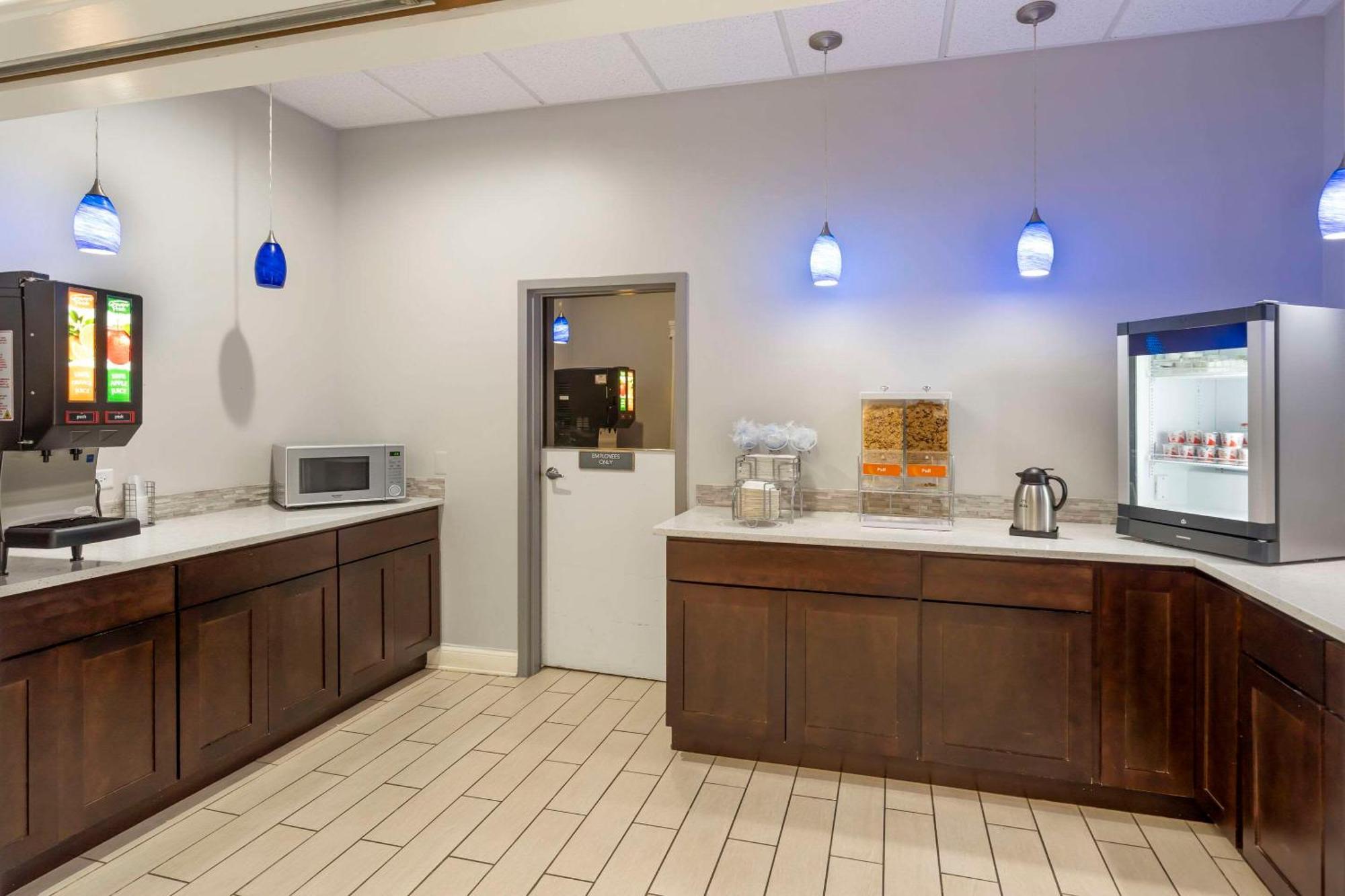 Comfort Inn & Suites Mundelein-Vernon Hills Exterior foto